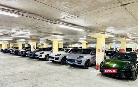 Porsche Cayenne III, 2026 год, 18 500 000 рублей, 3 фотография