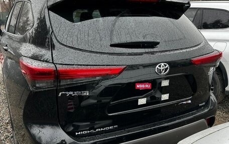 Toyota Highlander, 2026 год, 5 650 000 рублей, 4 фотография