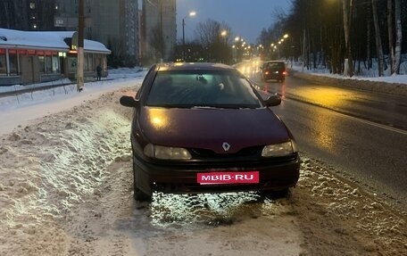 Renault Laguna II, 1995 год, 60 000 рублей, 1 фотография