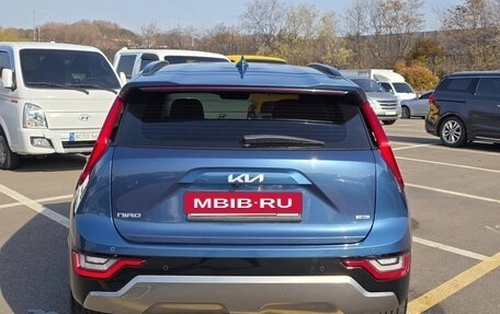 KIA Niro, 2023 год, 1 907 060 рублей, 6 фотография