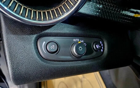 Chevrolet Trax, 2023 год, 1 750 060 рублей, 16 фотография