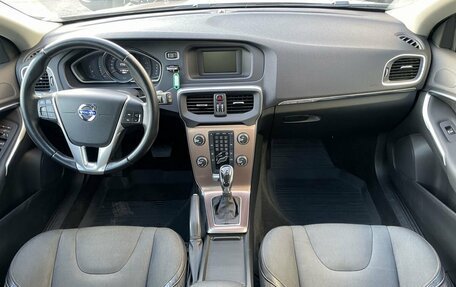 Volvo V40 Cross Country I, 2013 год, 1 299 000 рублей, 10 фотография