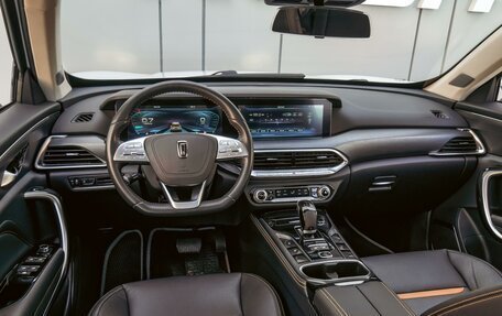 FAW Bestune T77, 2022 год, 1 790 000 рублей, 6 фотография