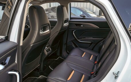 FAW Bestune T77, 2022 год, 1 790 000 рублей, 11 фотография