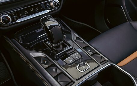 FAW Bestune T77, 2022 год, 1 790 000 рублей, 13 фотография