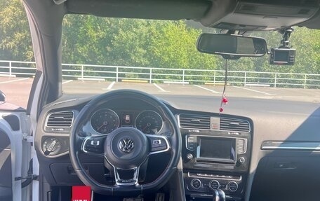Volkswagen Golf GTI VII, 2015 год, 2 500 000 рублей, 7 фотография