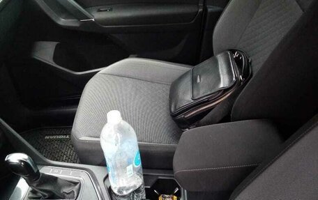 Volkswagen Tiguan II, 2017 год, 1 930 000 рублей, 8 фотография