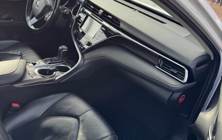 Toyota Camry, 2018 год, 2 150 000 рублей, 5 фотография