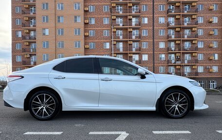 Toyota Camry, 2018 год, 2 150 000 рублей, 3 фотография