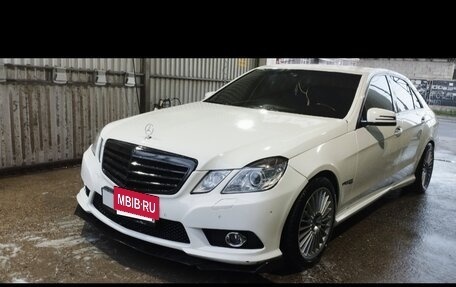 Mercedes-Benz E-Класс, 2011 год, 1 600 000 рублей, 2 фотография