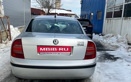 Skoda Superb III рестайлинг, 2004 год, 395 000 рублей, 5 фотография