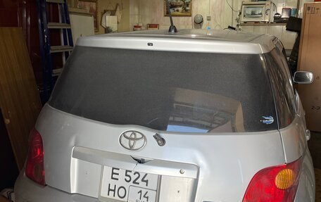 Toyota Ist II, 2003 год, 410 000 рублей, 3 фотография