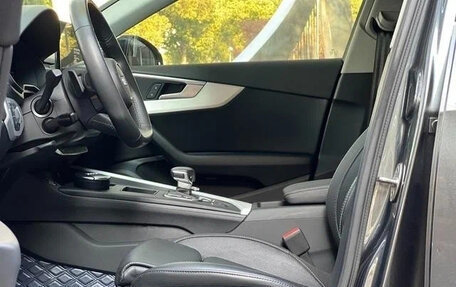 Audi A4, 2022 год, 2 555 123 рублей, 5 фотография