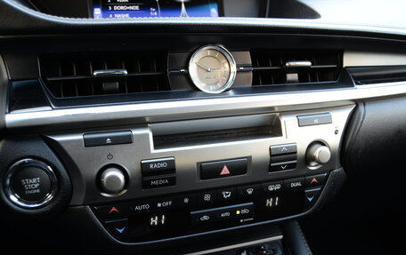 Lexus ES VII, 2016 год, 2 190 000 рублей, 20 фотография