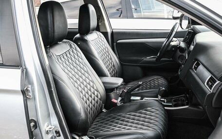 Mitsubishi Outlander III рестайлинг 3, 2018 год, 2 329 000 рублей, 8 фотография