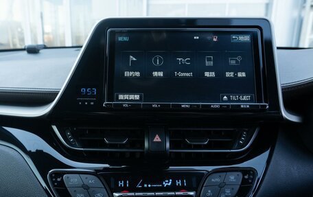 Toyota C-HR I рестайлинг, 2018 год, 2 000 000 рублей, 20 фотография