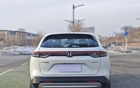Honda Vezel, 2023 год, 2 000 000 рублей, 5 фотография
