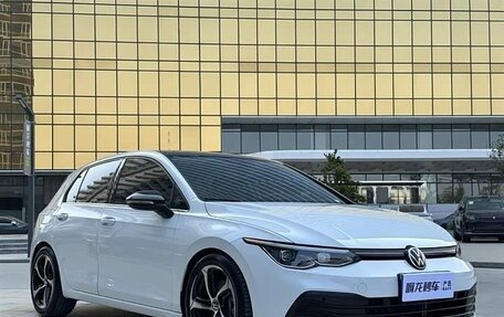 Volkswagen Golf VIII, 2023 год, 1 932 978 рублей, 3 фотография