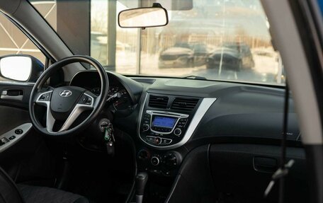 Hyundai Solaris II рестайлинг, 2013 год, 850 000 рублей, 10 фотография