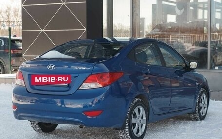 Hyundai Solaris II рестайлинг, 2013 год, 850 000 рублей, 5 фотография