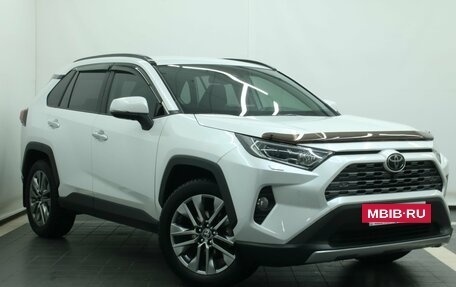 Toyota RAV4, 2021 год, 3 450 000 рублей, 10 фотография