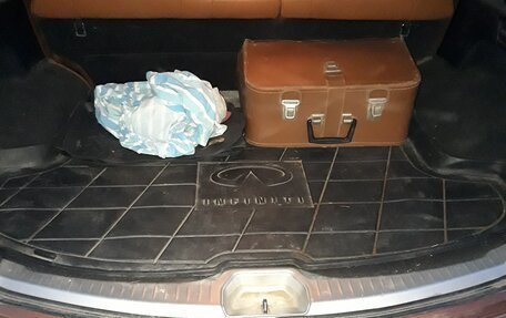 Infiniti FX I, 2003 год, 700 000 рублей, 10 фотография