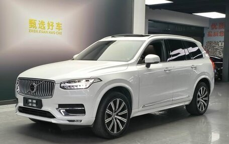 Volvo XC90 II рестайлинг, 2022 год, 5 580 000 рублей, 1 фотография