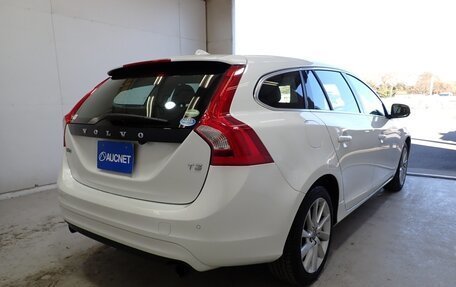 Volvo V60 I, 2017 год, 1 300 000 рублей, 6 фотография