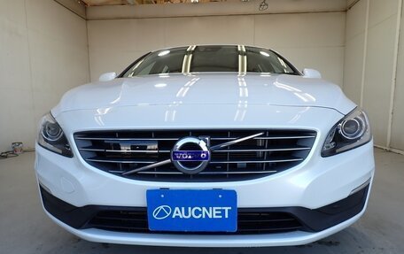 Volvo V60 I, 2017 год, 1 300 000 рублей, 4 фотография