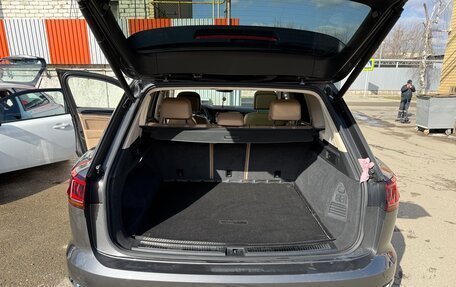 Volkswagen Touareg III, 2019 год, 5 100 000 рублей, 7 фотография