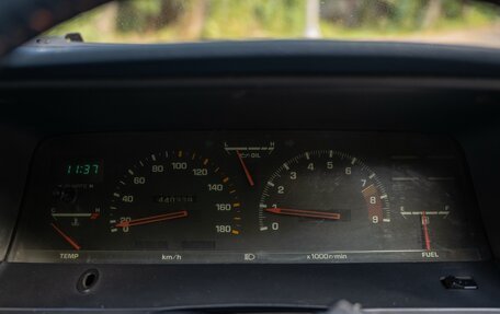 Toyota Carina, 1984 год, 800 000 рублей, 6 фотография