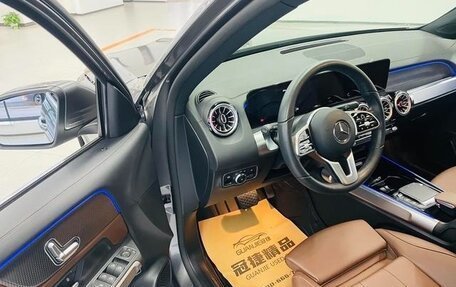 Mercedes-Benz GLB, 2022 год, 2 060 000 рублей, 4 фотография
