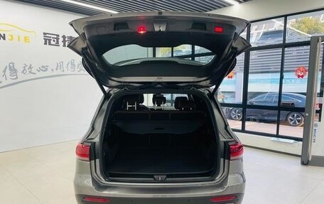 Mercedes-Benz GLB, 2022 год, 2 060 000 рублей, 10 фотография