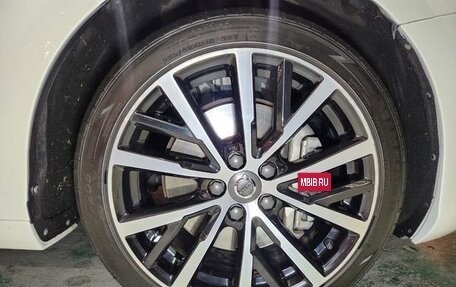 Volvo V40 II рестайлинг, 2018 год, 1 095 000 рублей, 8 фотография