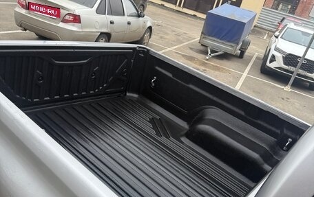 Toyota Hilux VIII, 2018 год, 2 999 999 рублей, 4 фотография