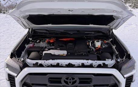 Toyota Tundra, 2024 год, 9 900 000 рублей, 9 фотография