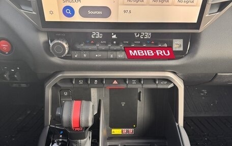 Toyota Tundra, 2024 год, 9 900 000 рублей, 23 фотография