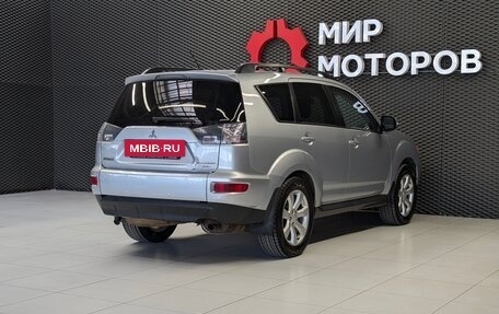Mitsubishi Outlander III рестайлинг 3, 2011 год, 1 200 000 рублей, 4 фотография