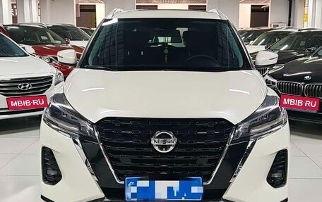 Nissan Kicks I, 2022 год, 1 360 000 рублей, 2 фотография