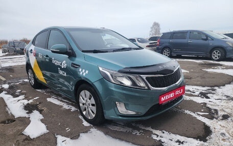KIA Rio III рестайлинг, 2012 год, 400 000 рублей, 2 фотография