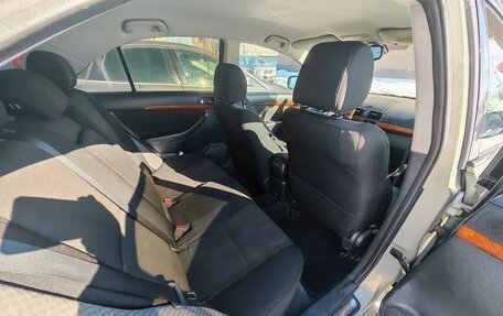 Toyota Avensis III рестайлинг, 2008 год, 800 000 рублей, 10 фотография