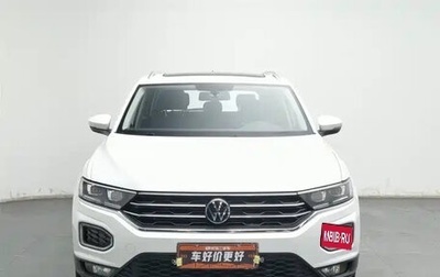 Volkswagen T-Roc I, 2023 год, 1 409 000 рублей, 1 фотография