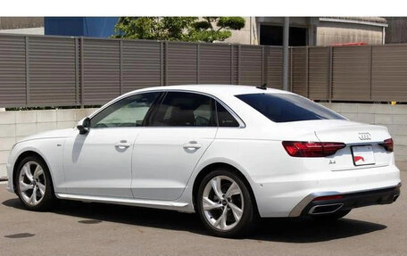 Audi A4, 2022 год, 2 010 000 рублей, 7 фотография