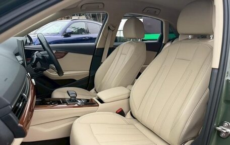 Audi A4, 2022 год, 2 250 000 рублей, 16 фотография