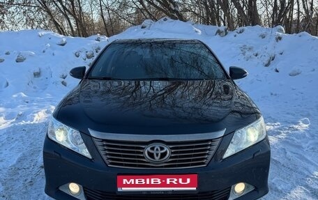 Toyota Camry, 2014 год, 1 850 000 рублей, 2 фотография