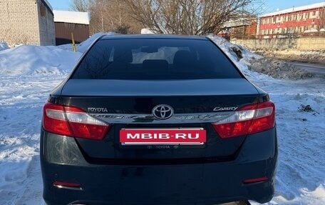 Toyota Camry, 2014 год, 1 850 000 рублей, 6 фотография