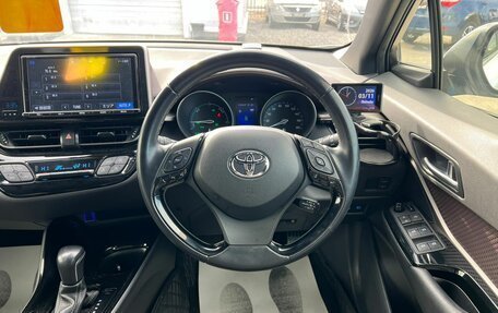 Toyota C-HR I рестайлинг, 2018 год, 2 429 000 рублей, 19 фотография