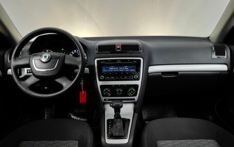 Skoda Octavia, 2011 год, 1 048 000 рублей, 12 фотография