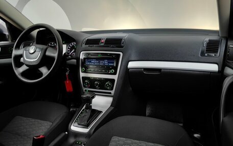 Skoda Octavia, 2011 год, 1 048 000 рублей, 13 фотография