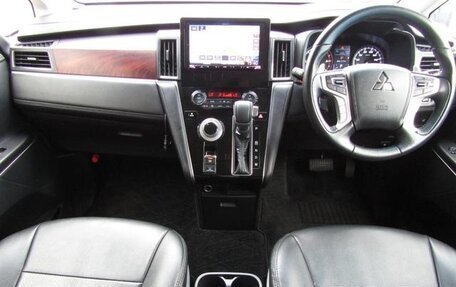 Mitsubishi Delica D:5 I, 2022 год, 3 400 000 рублей, 15 фотография